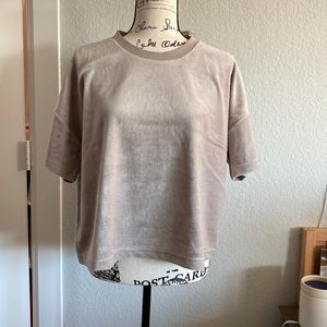 BEIGE velour GAP T-shirt, size L